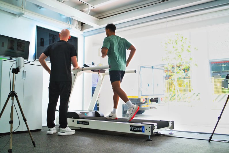 UFIT Podiatry Gait Analysis Zebris Treadmill with someone running