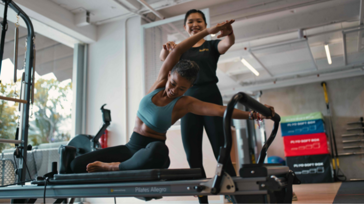 Reformer Pilates 