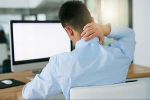 common-aches-and-pains-faced-by-office-workers-in-singapore