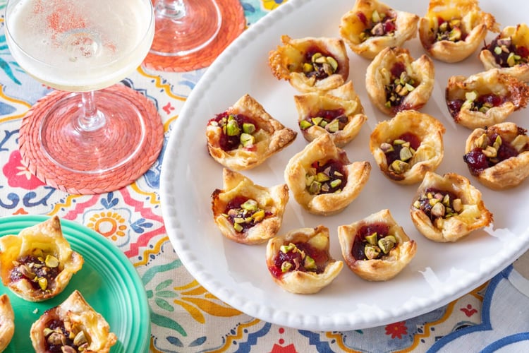 cranberry-brie-bites-recipe-1630083506