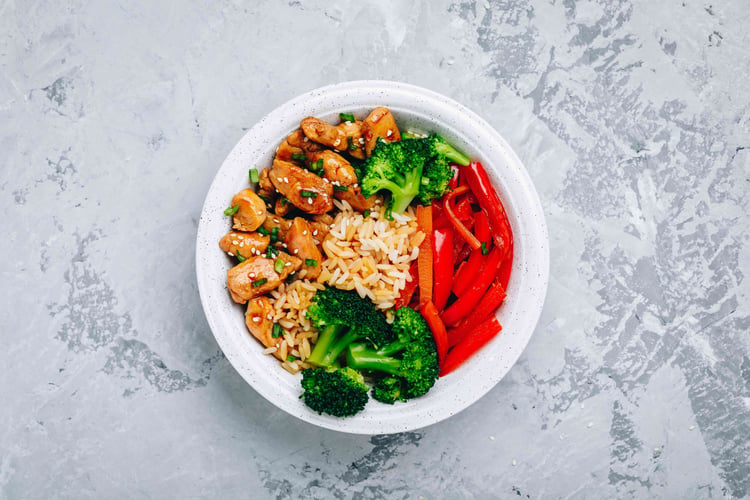 teriyaki-chicken-buddha-bowl-lunch-with-rice-2UYGQ8N